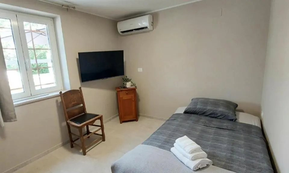 Vila Skarlanija, Umag Sveta Marija na Krasu